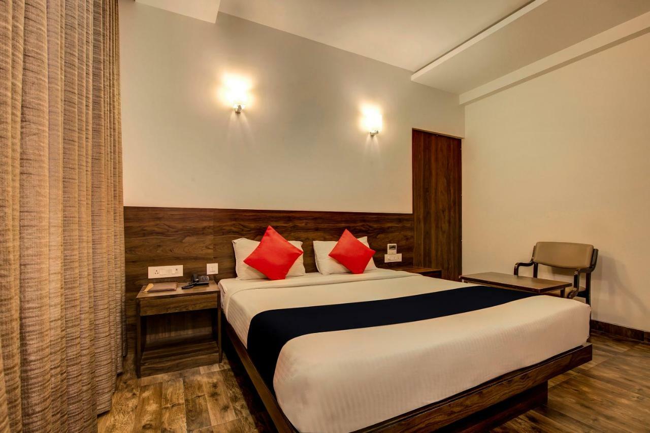 Myspace Hotels Silverstar Bangalore Værelse billede