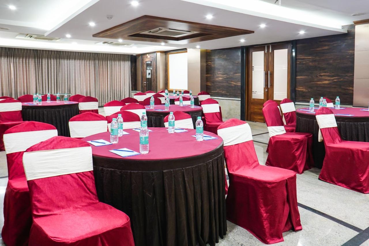 Myspace Hotels Silverstar Bangalore Eksteriør billede